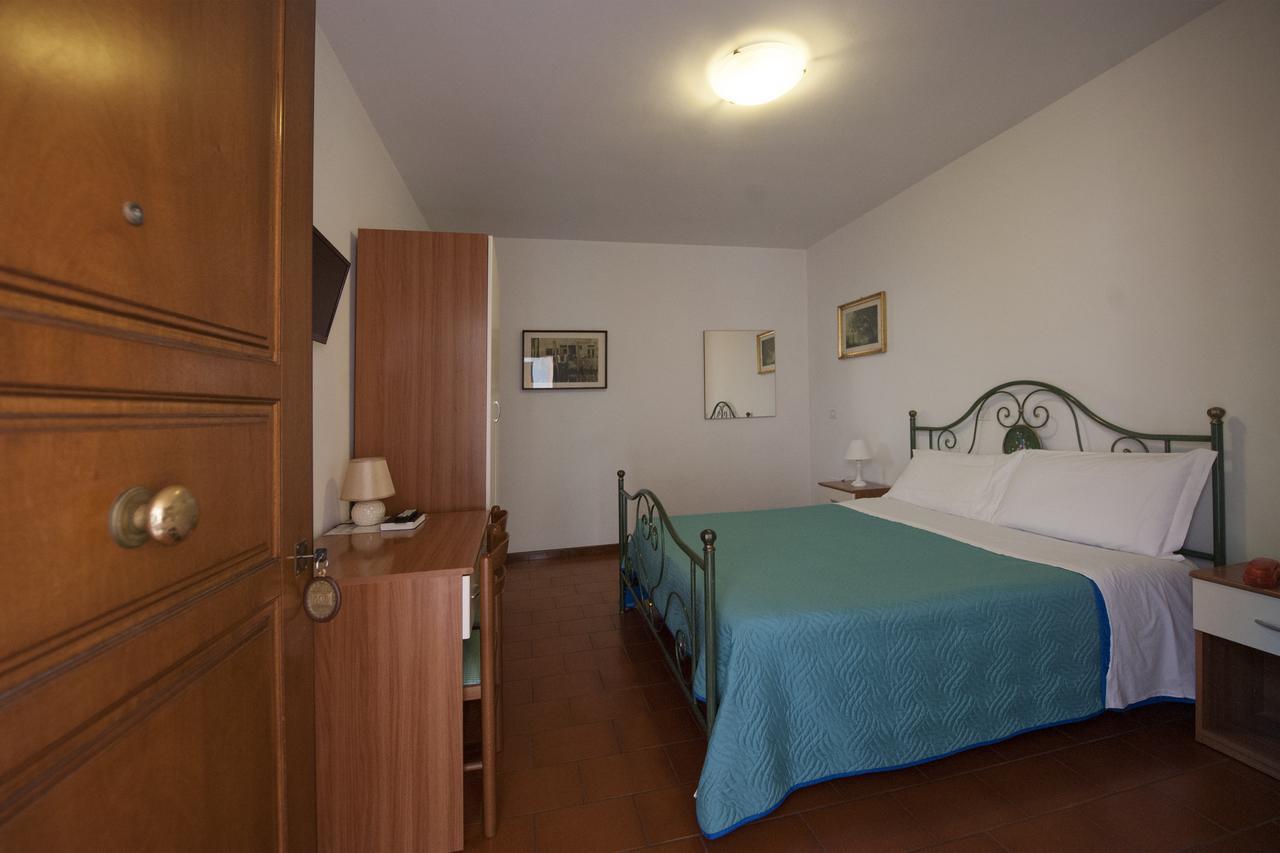 Hotel Athena Spoleto Exterior photo