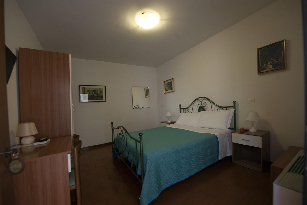 Hotel Athena Spoleto Exterior photo